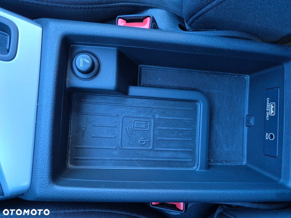 Audi A4 Avant 2.0 TDI S tronic - 19