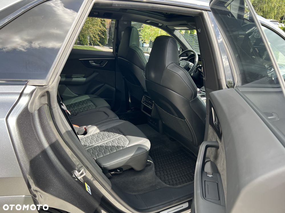 Audi RS Q8 - 22