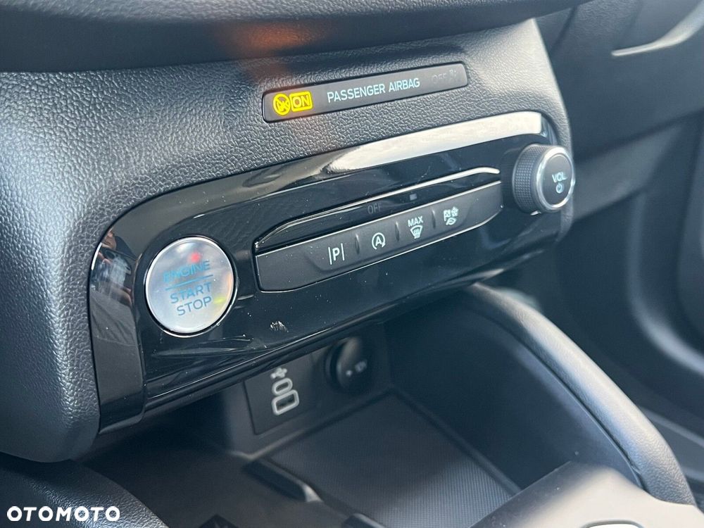 Ford Kuga - 19