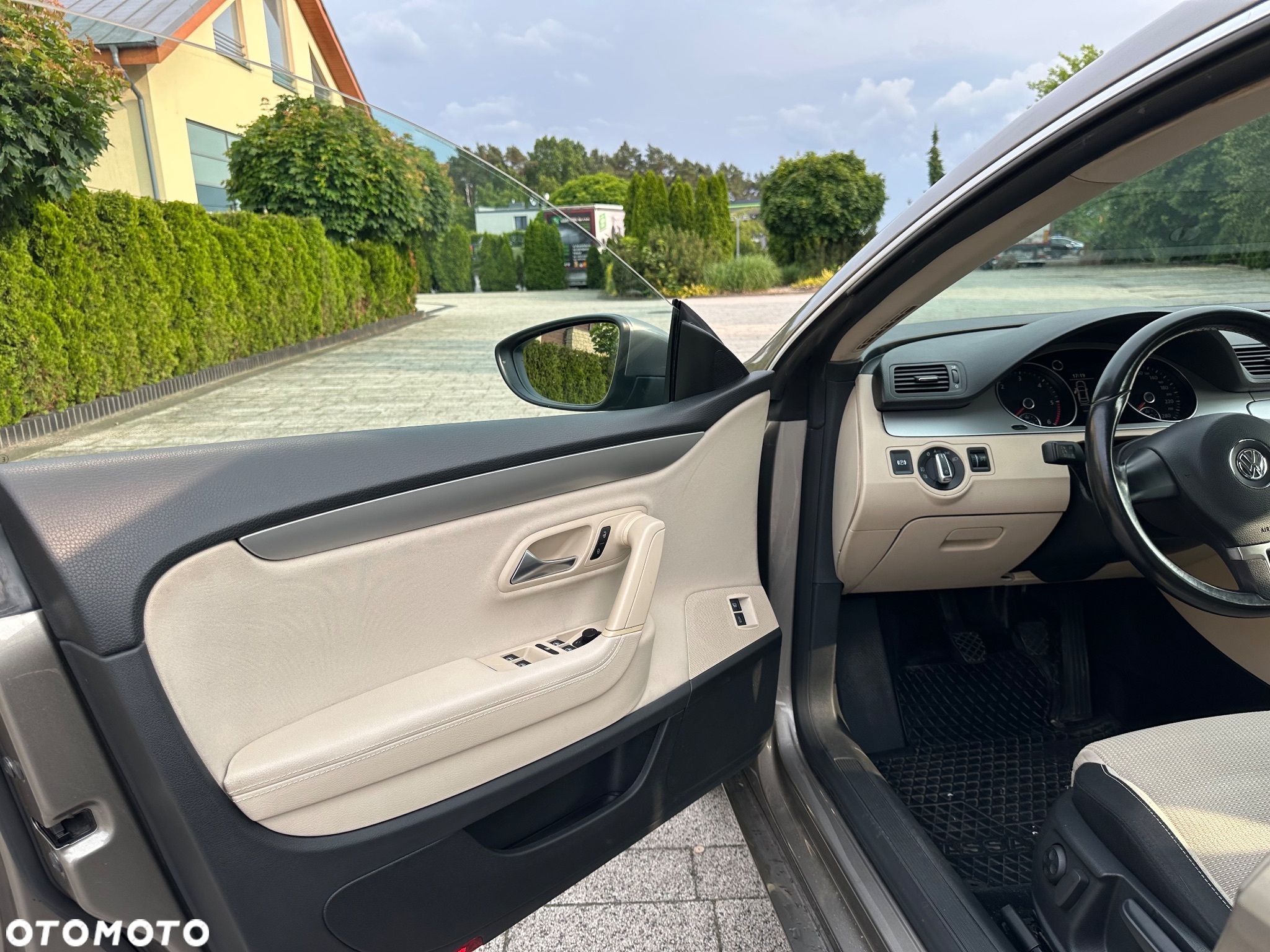 Volkswagen Passat CC 2.0 TDI DPF - 23