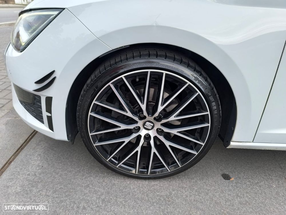 SEAT Leon 2.0 TDI DPF S&S DSG FR - 19
