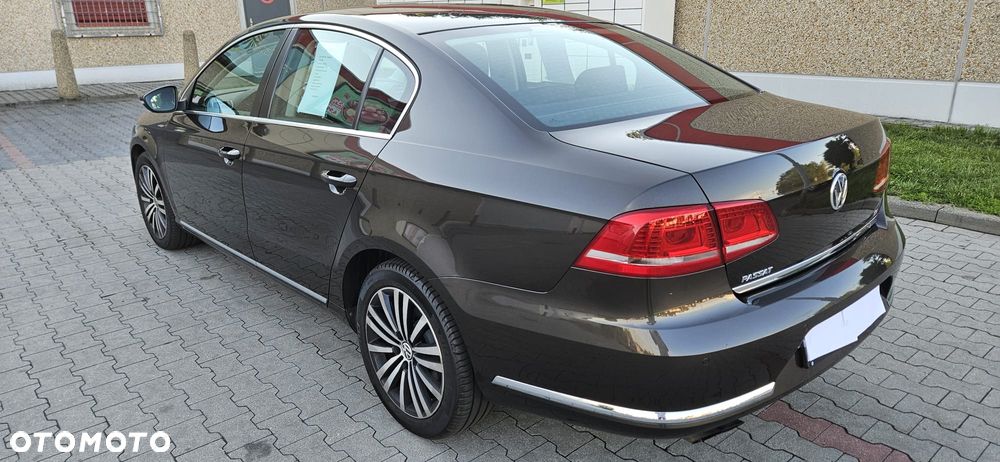 Volkswagen Passat 1.4 TSI BMT Comfortline - 11