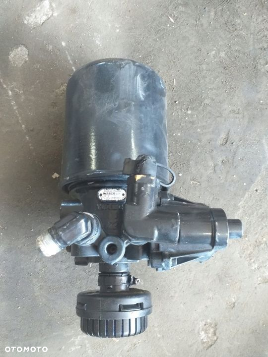 OSUSZACZ ZAWÓR FILTR POWIETRZA CASE NEW HOLLAND