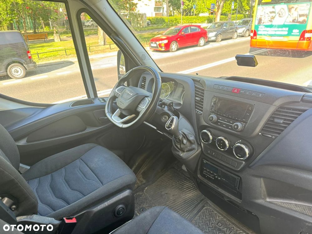 Iveco 70C18 - 5
