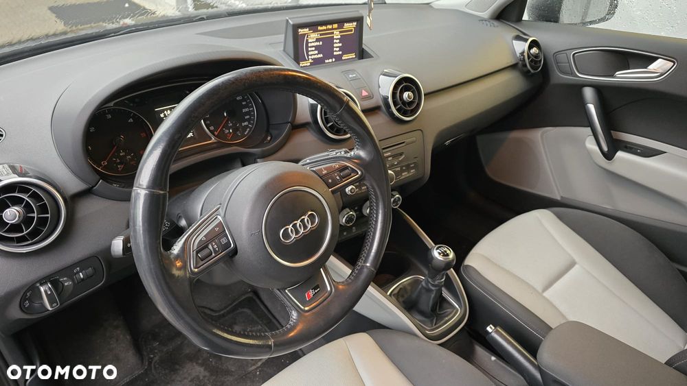 Audi A1 3-drzwiowe 1.6 TDI Attraction - 12