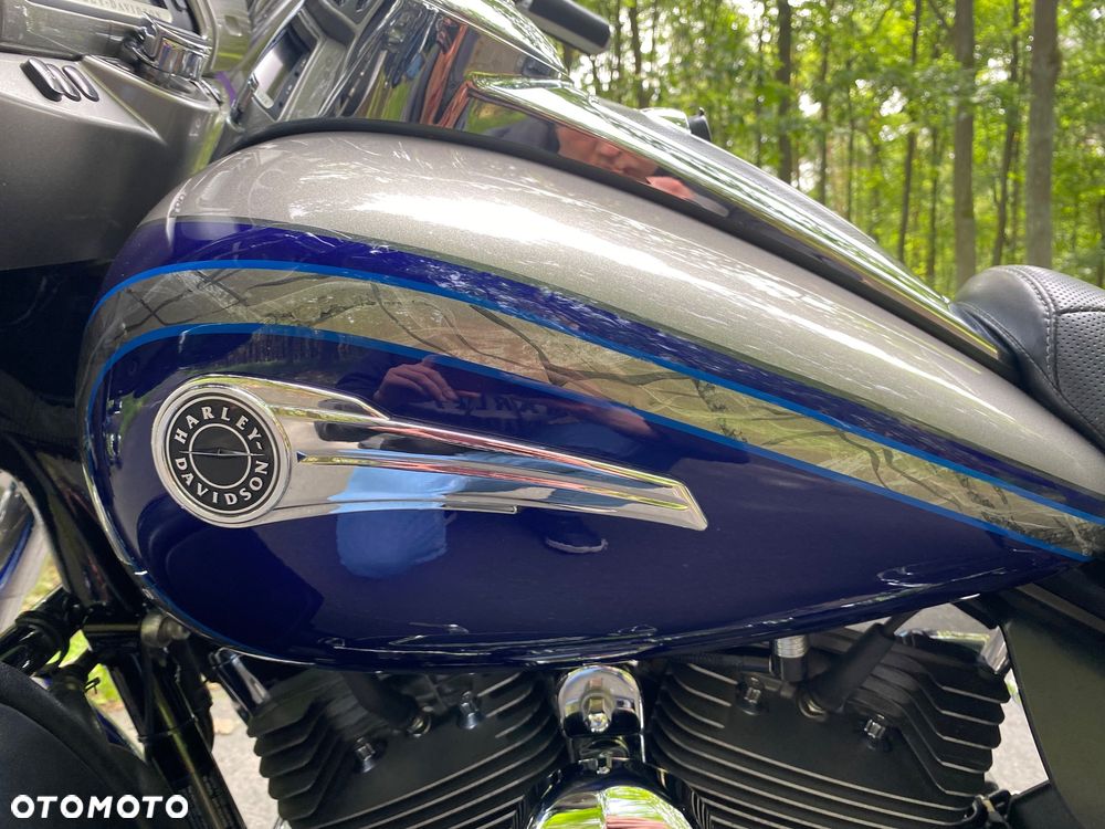 Harley-Davidson Touring Ultra Limited - 18