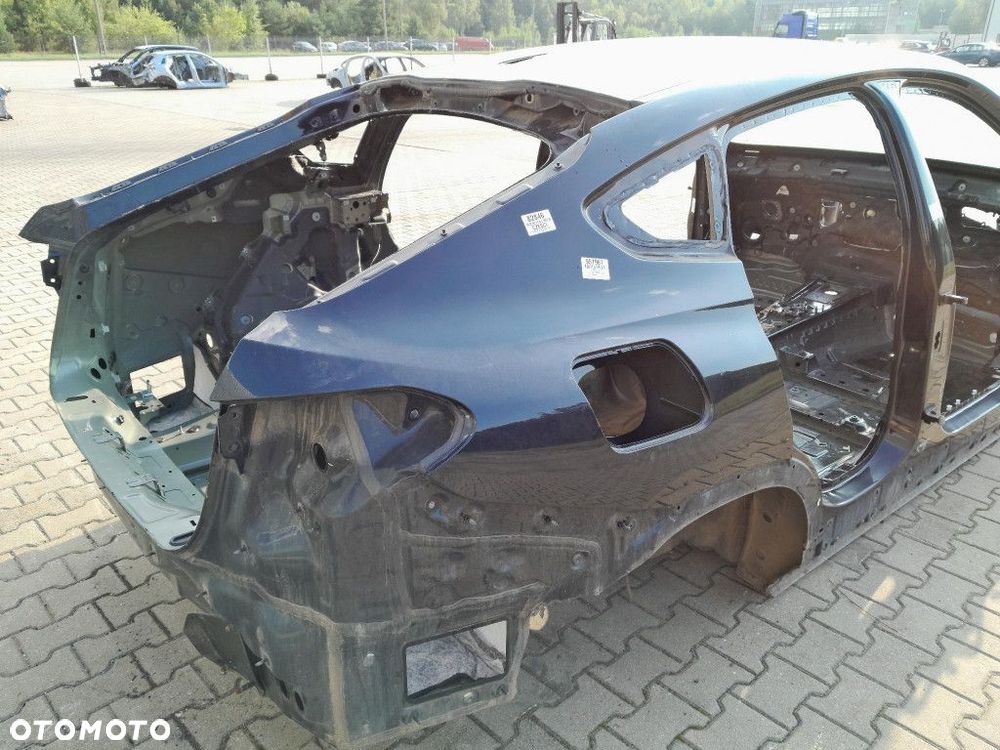 BMW X6 G06 BŁOTNIK TYŁ LEWY PRAWY PAS TYLNY WANNA  416 - 2