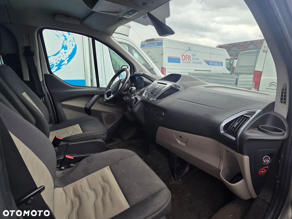 Ford Transit Custom - 9