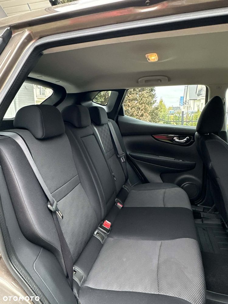 Nissan Qashqai 1.2 DIG-T Xtronic TEKNA - 34