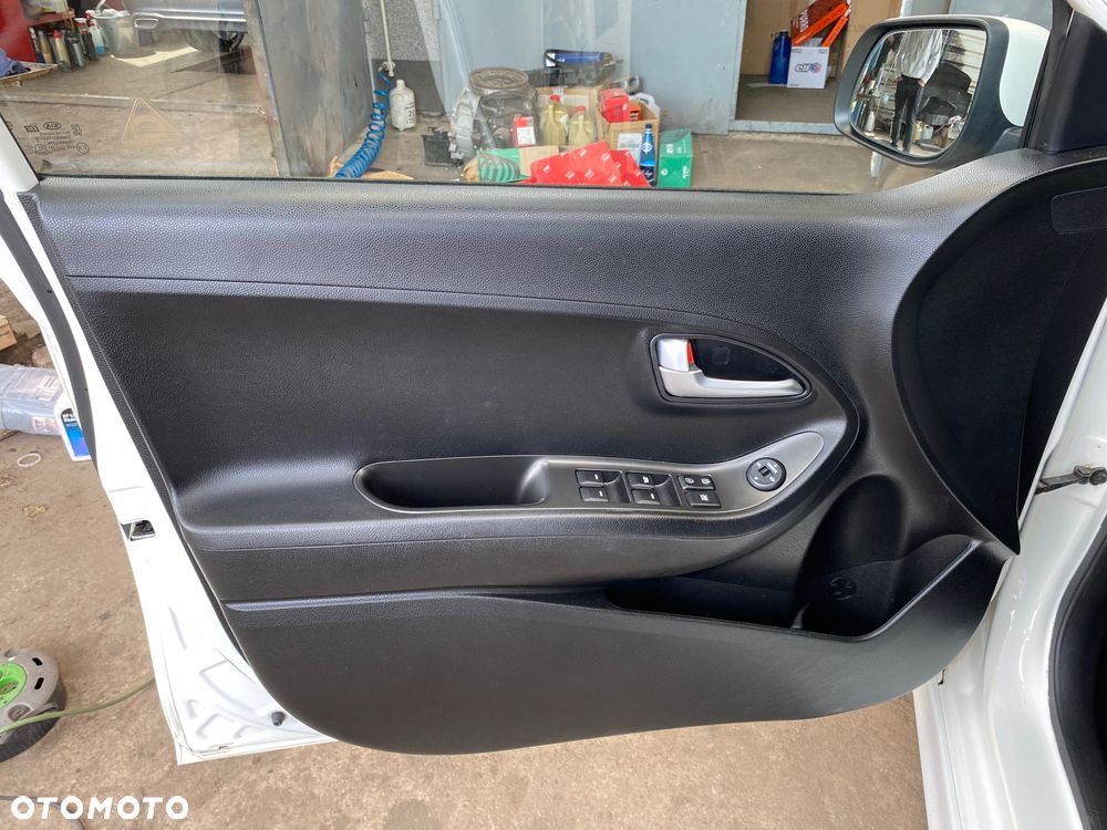 Kia Picanto 1.2 ISG Dream Team Edition - 24