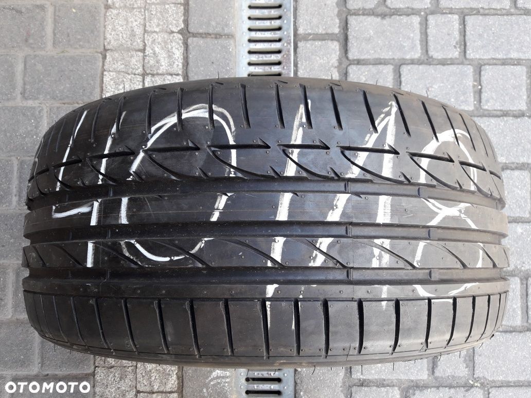 BRIDGESTONE 245/40R18 93Y , pojedyńcza opona letnia . - 1