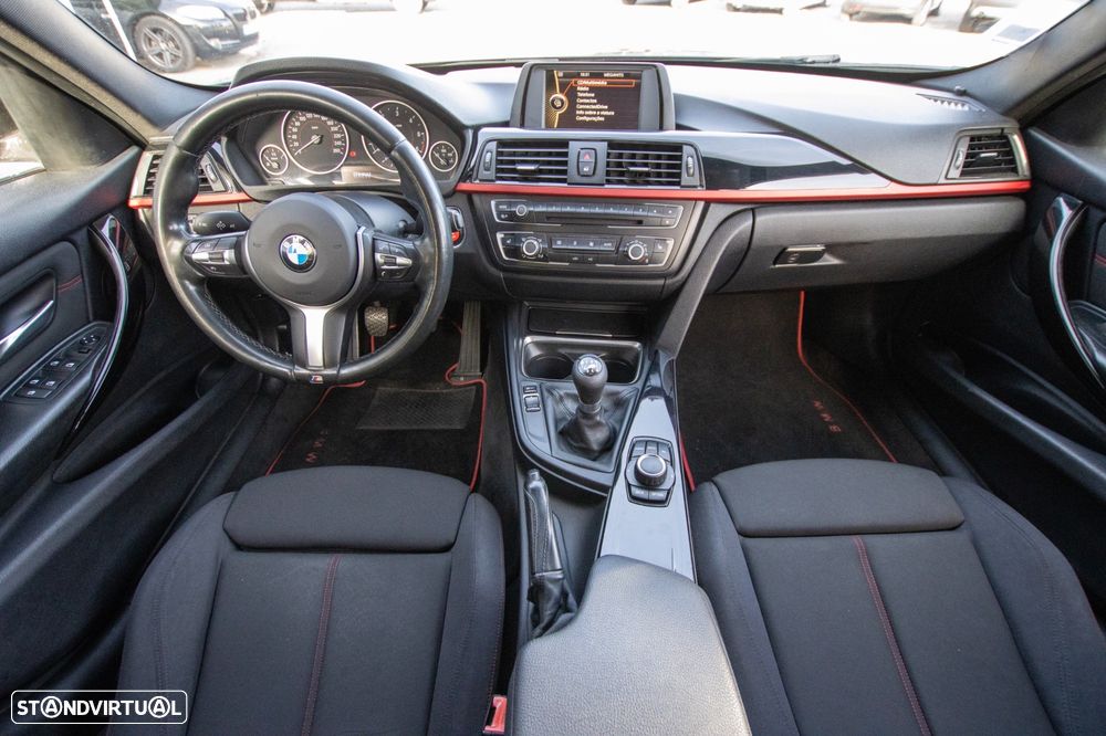 BMW 320 d Pack M - 11