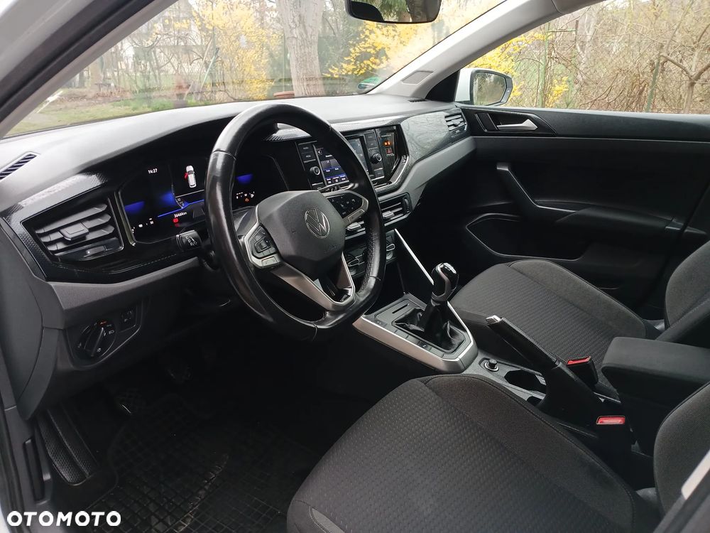 Volkswagen Polo 1.0 TSI Special Edition - 11