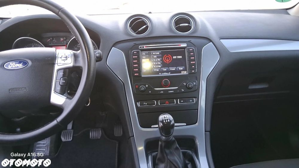 Ford Mondeo 2.0 FF Titanium - 16