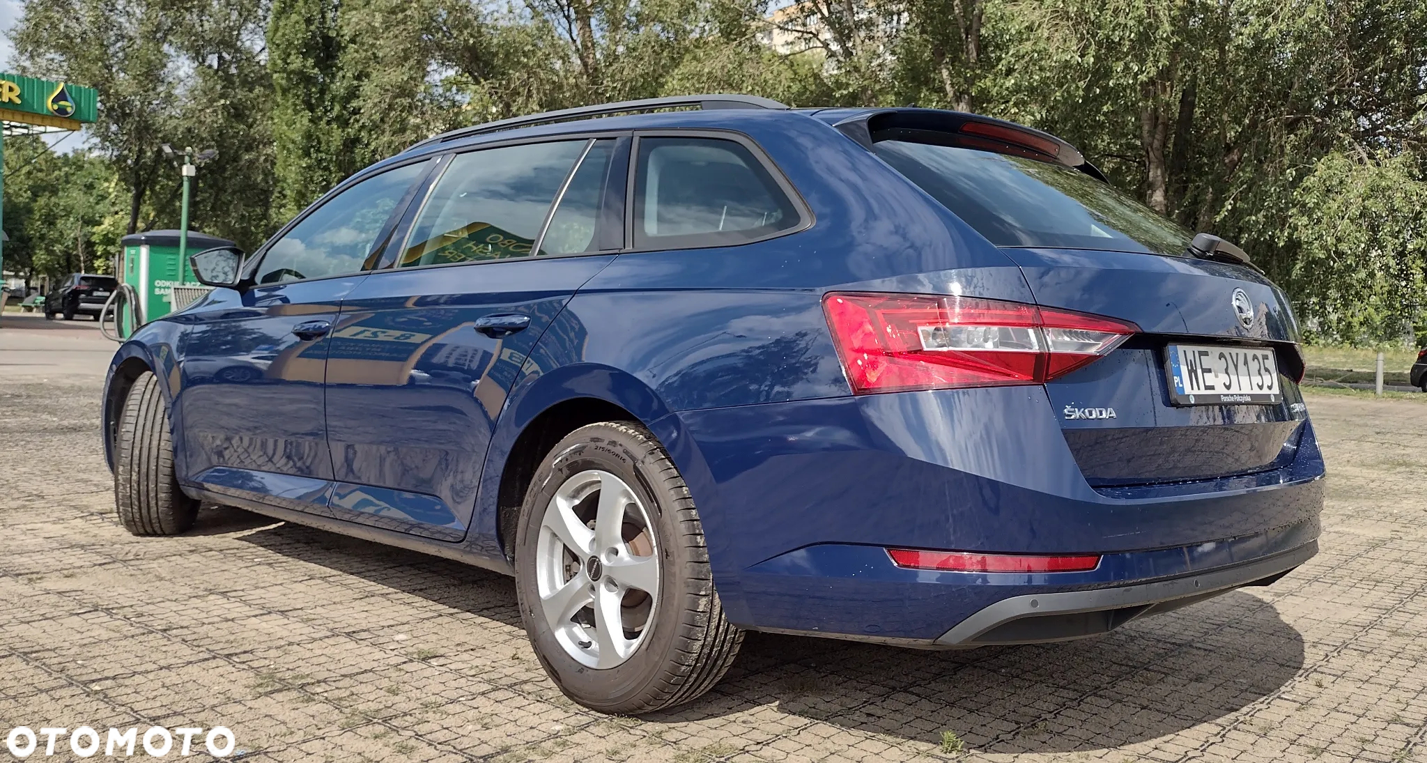 Skoda Superb 2.0 TDI Active - 10