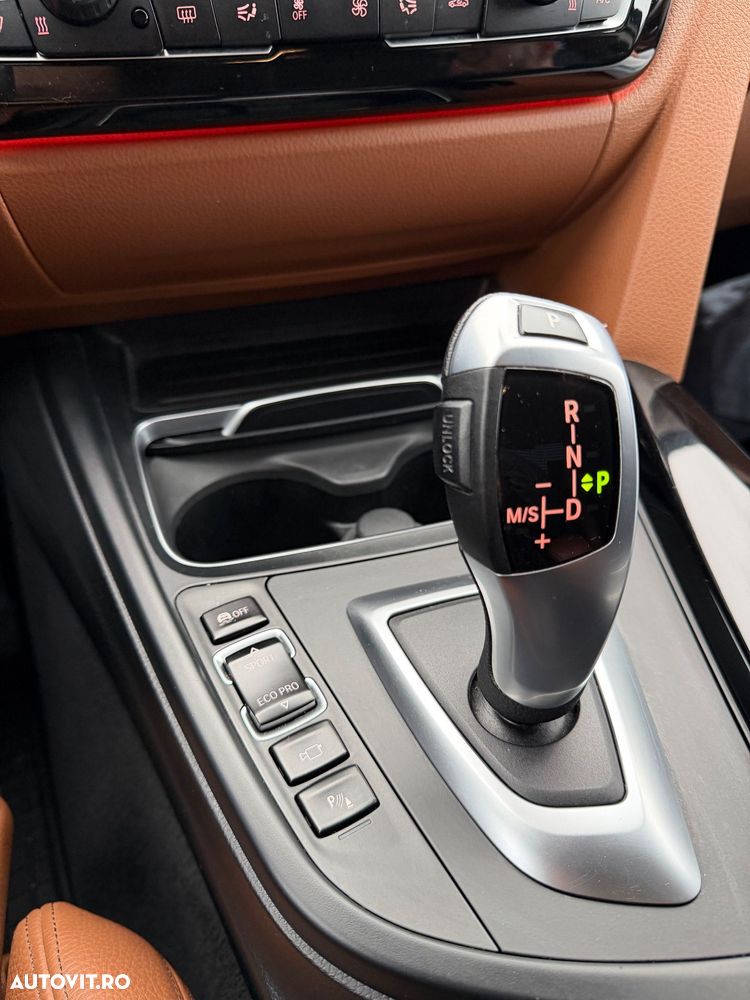 BMW Seria 3 320d Efficient Dynamic Edition Aut. Luxury Line - 20