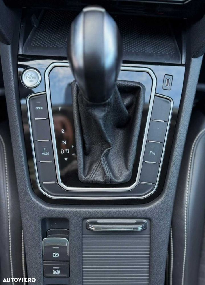 VOLKSWAGEN Passat 2020 — imagine 27