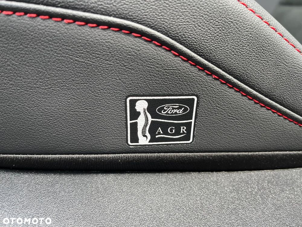 Ford Focus 2.3 EcoBoost ST X - 24