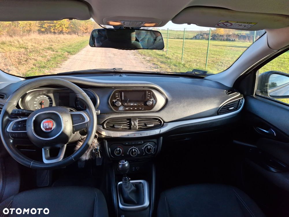 Fiat Tipo 1.4 T-Jet 16v Street - 5