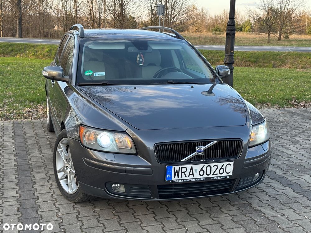Volvo V50 2.4D5 Momentum - 4
