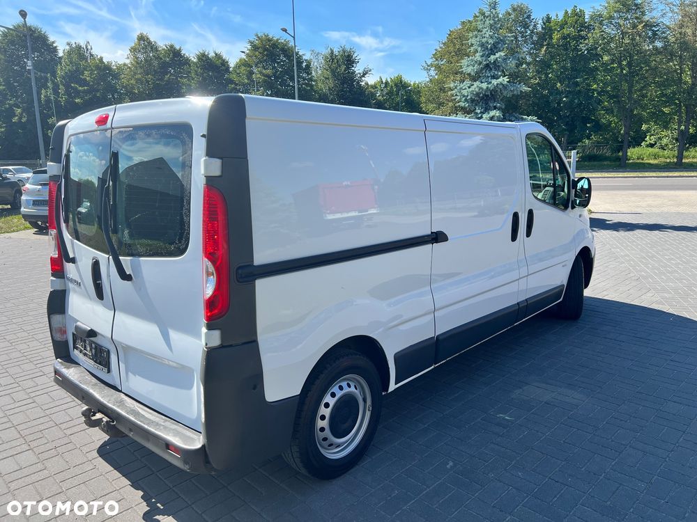 Renault Trafic - 12