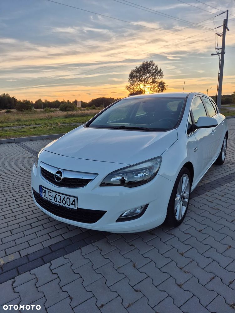 Opel Astra - 1