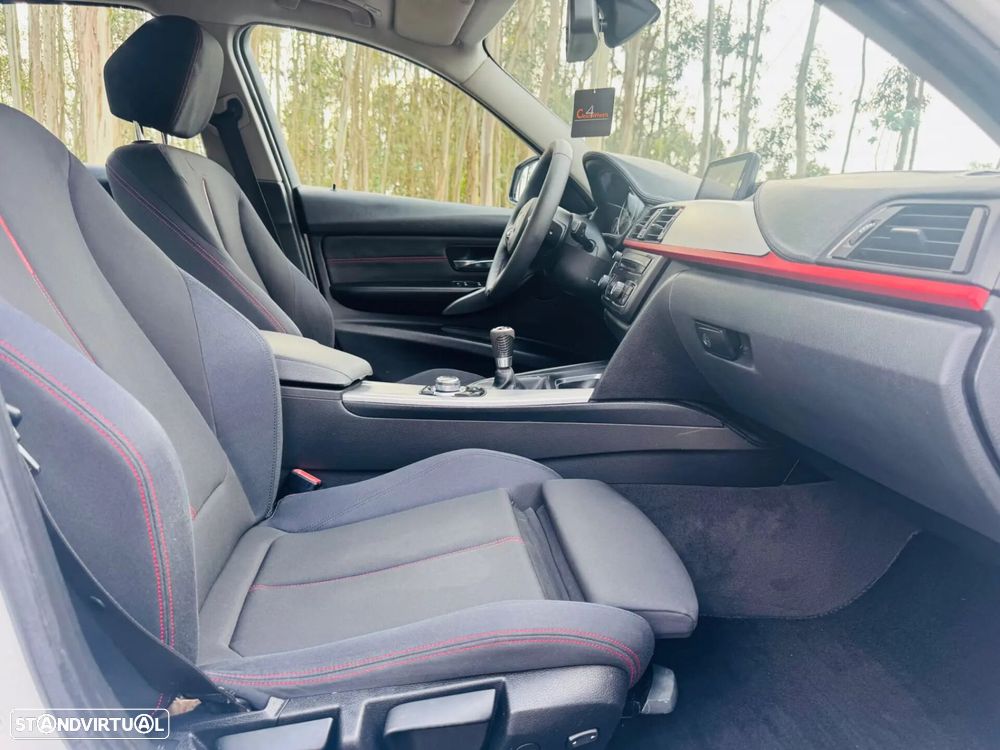 BMW 320 d Pack M - 37