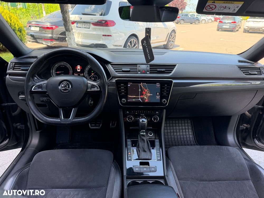 Skoda Superb 2.0 TDI DSG Sportline - 6