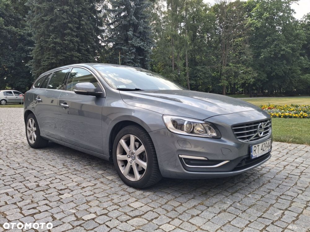 Volvo V60 - 2