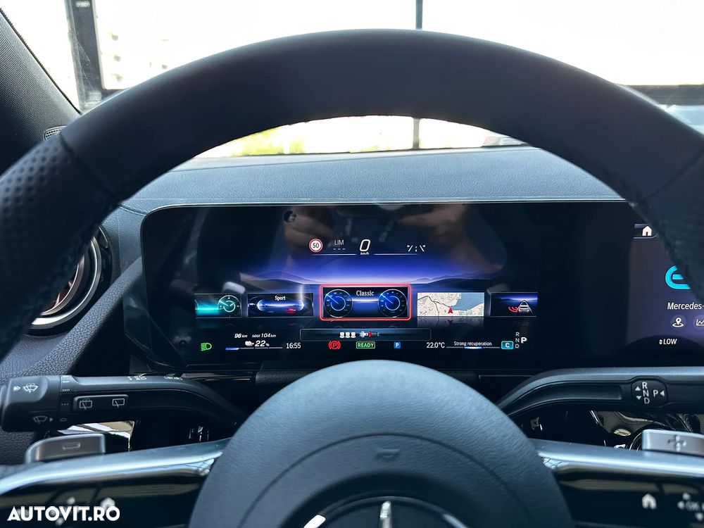 Mercedes-Benz EQA - 15