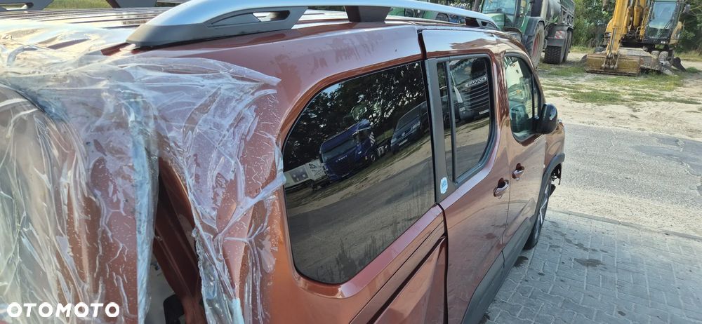 Peugeot Rifter 1.2 PureTech GT Line S&S - 26