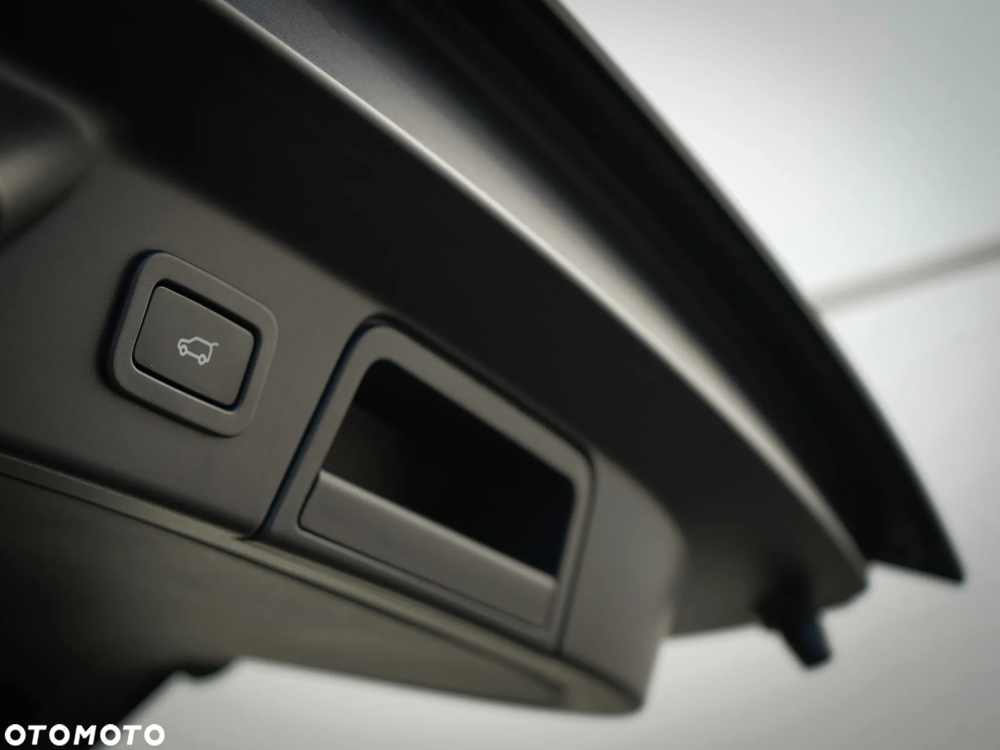 Land Rover Range Rover Velar 5.0 V8 S/C SV AB Dynamic - 37