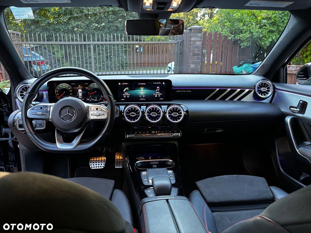 Mercedes-Benz Klasa A 35 AMG 4-Matic 7G-DCT - 10