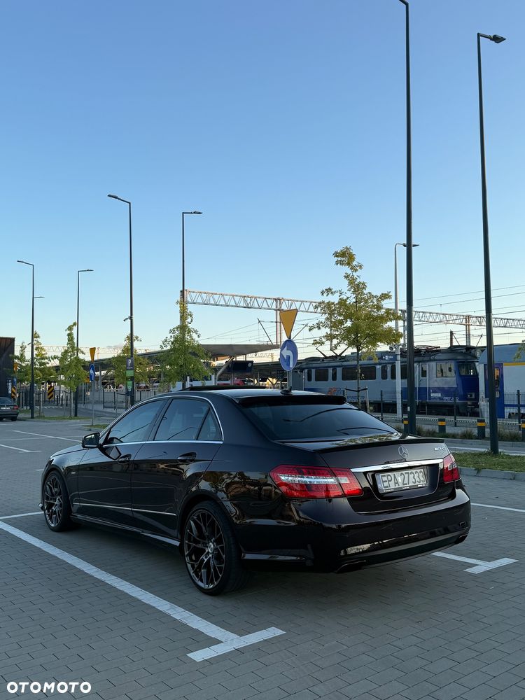 Mercedes-Benz Klasa E 350 CDI BlueEff Avantgarde - 6