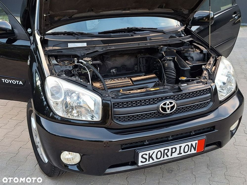 Toyota RAV4 - 12