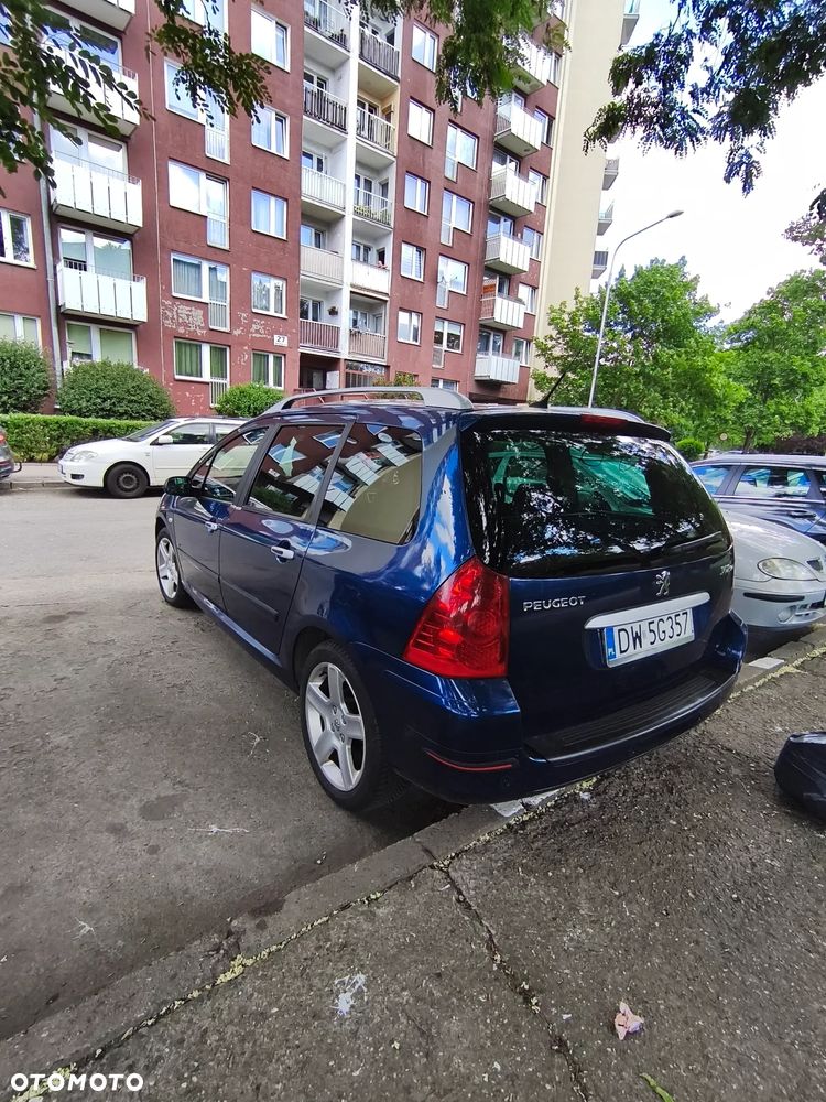 Peugeot 307 1.6 HDI Premium - 6