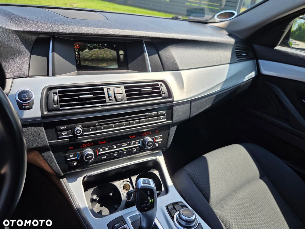 BMW Seria 5 520d xDrive Luxury Line - 14