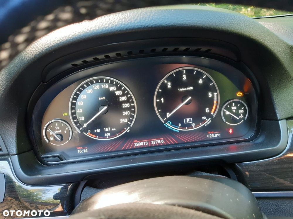 BMW Seria 5 525d xDrive Luxury Line - 13