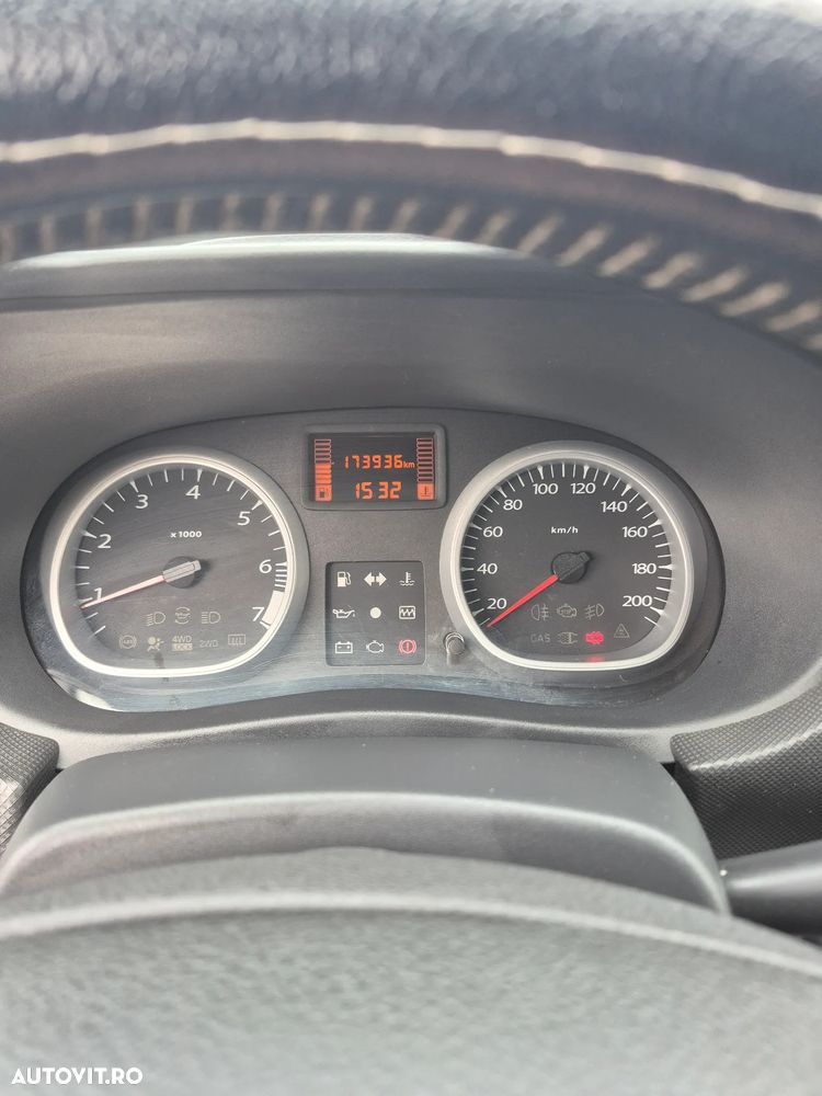 Dacia Duster 1.6 16V 4x2 - 12