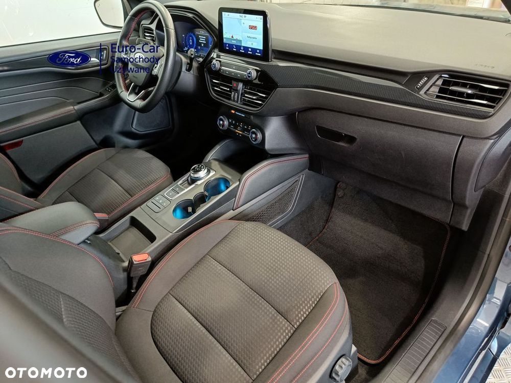 Ford Kuga 2.5 Duratec FHEV 4x4 ST-LINE - 14