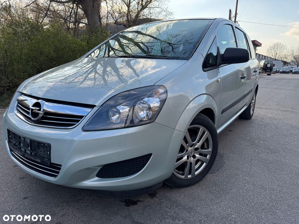 Opel Zafira 1.6 Enjoy - 2