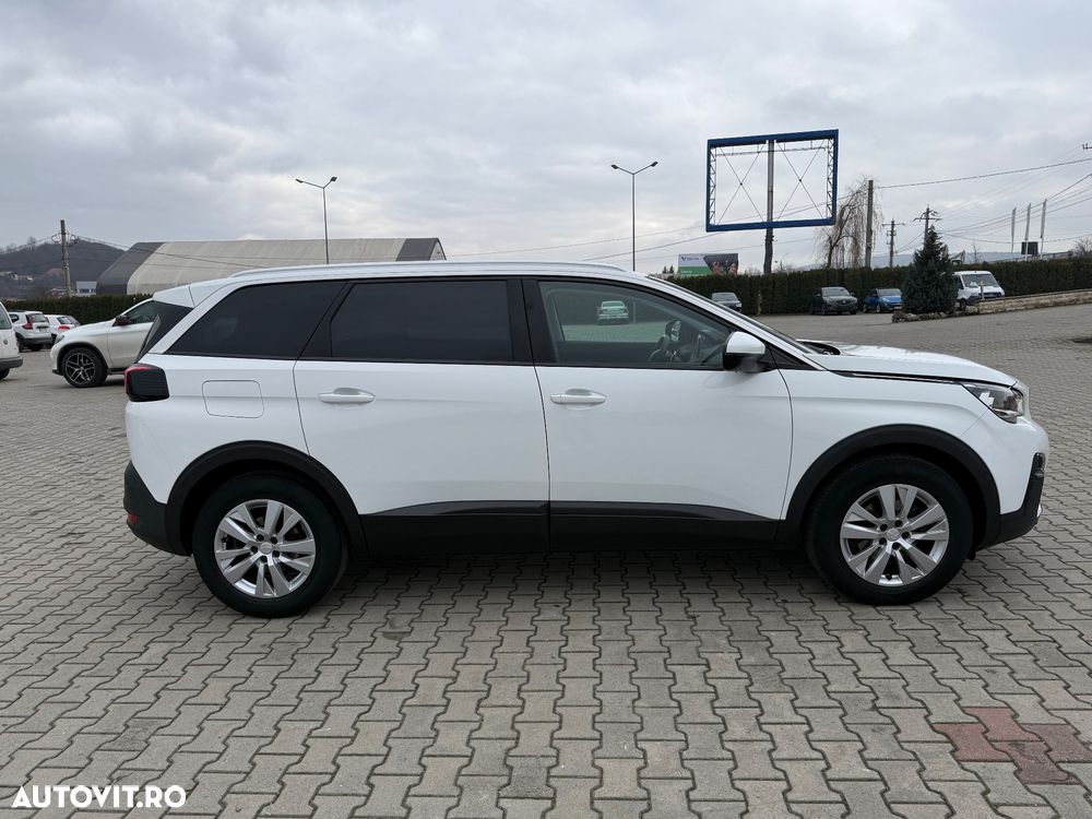 Peugeot 3008 1.2 PureTech 130 EAT8 Allure Pack - 4