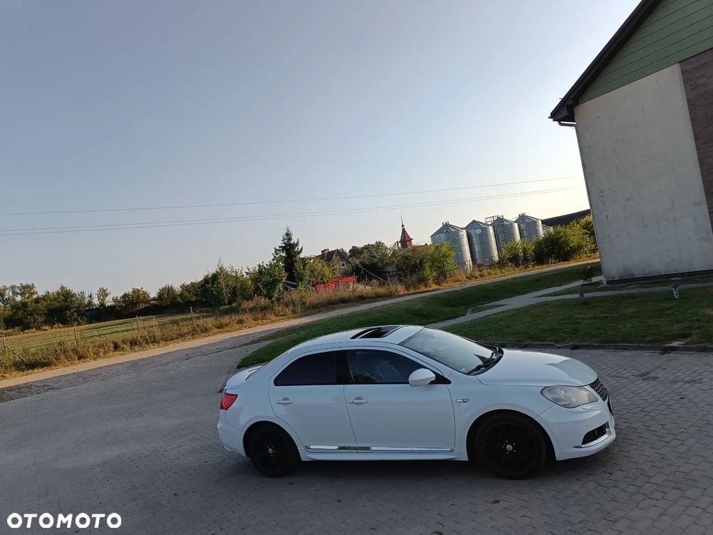Suzuki Kizashi 2.4 4x4 CVT Sport - 1