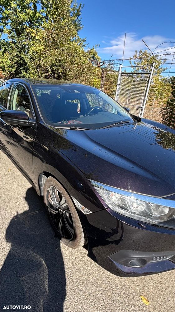 Honda Civic 1.5 VTEC Turbo Elegance Navi - 12