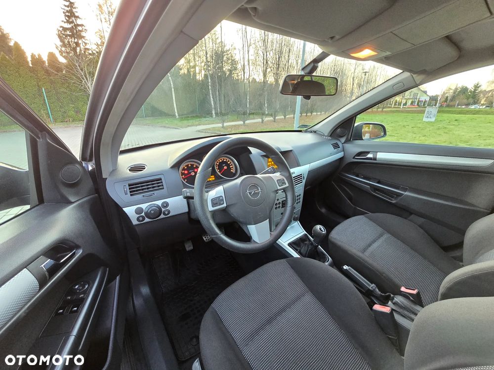 Opel Astra 1.8 Edition Plus - 7