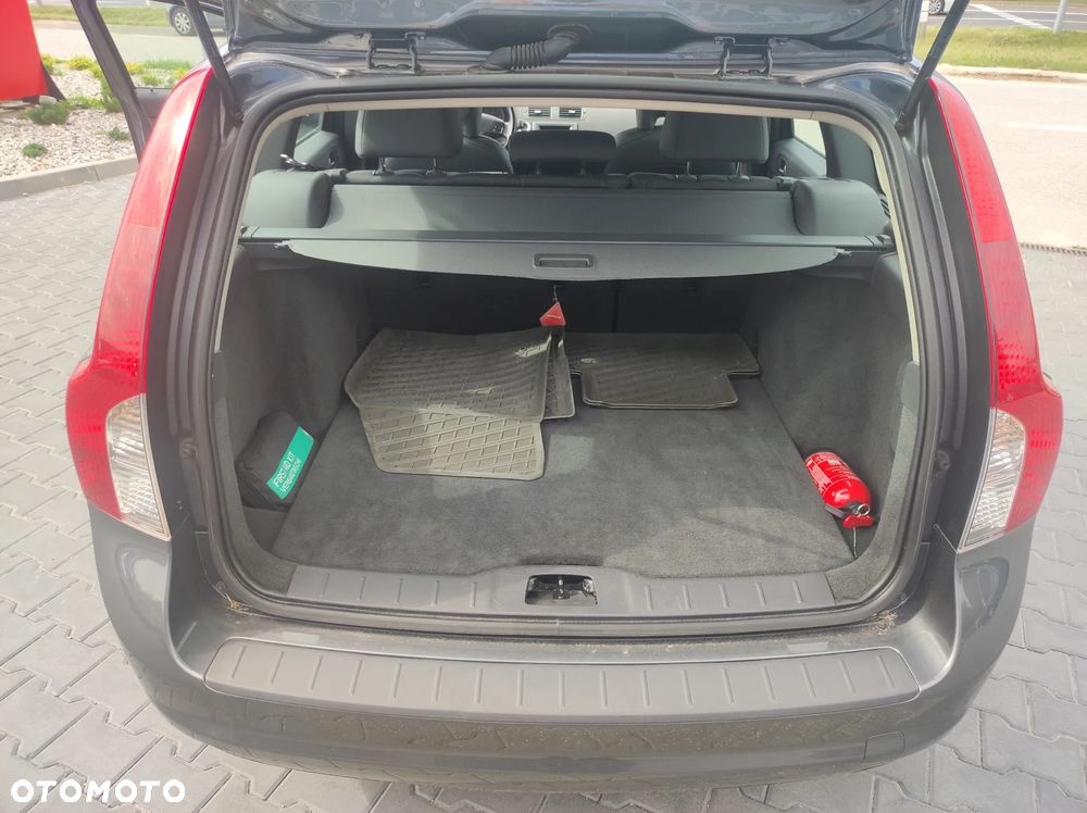 Volvo V50 - 21