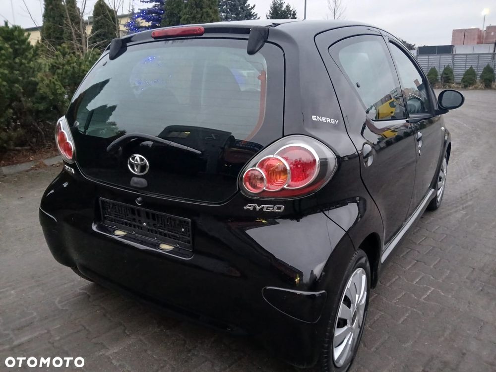 Toyota Aygo - 8