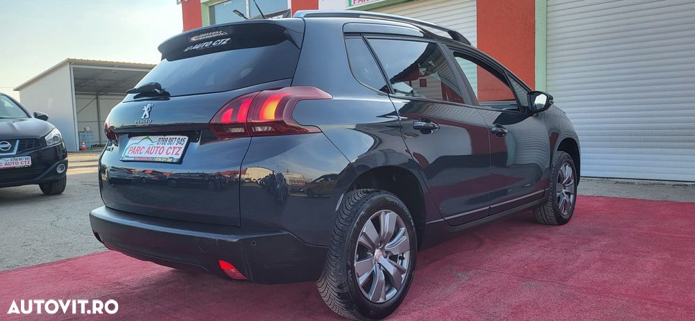 Peugeot 2008 1.2 VTi Access - 5