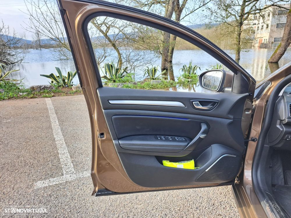 Renault Mégane ENERGY TCe 130 INTENS - 14