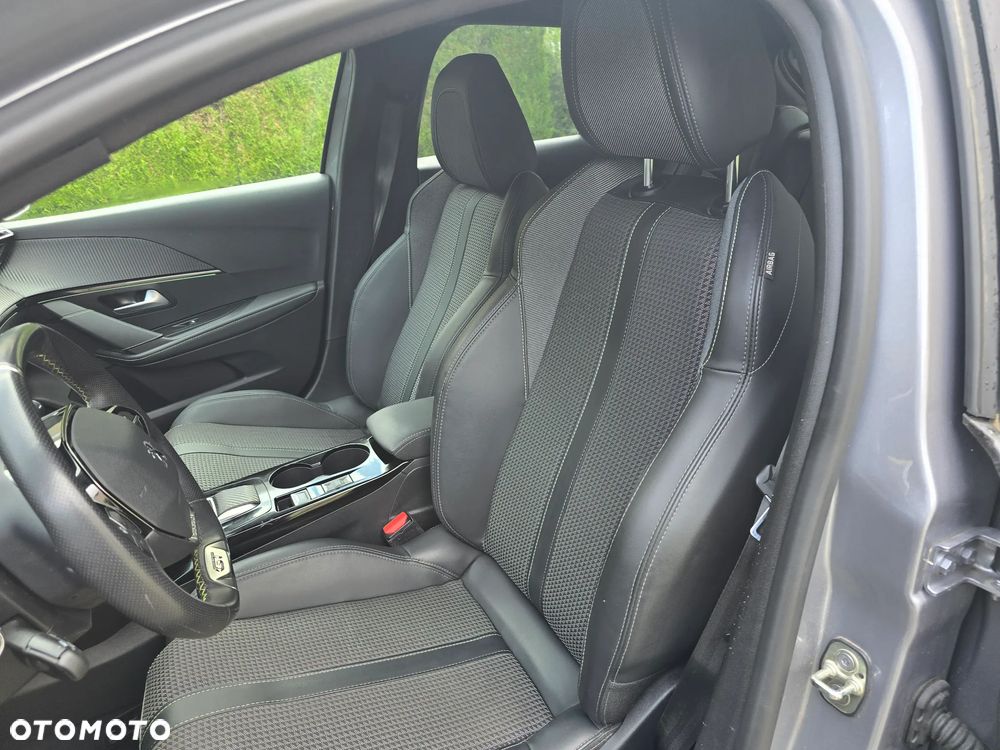 Peugeot 208 Elektromotor 136 GT - 19